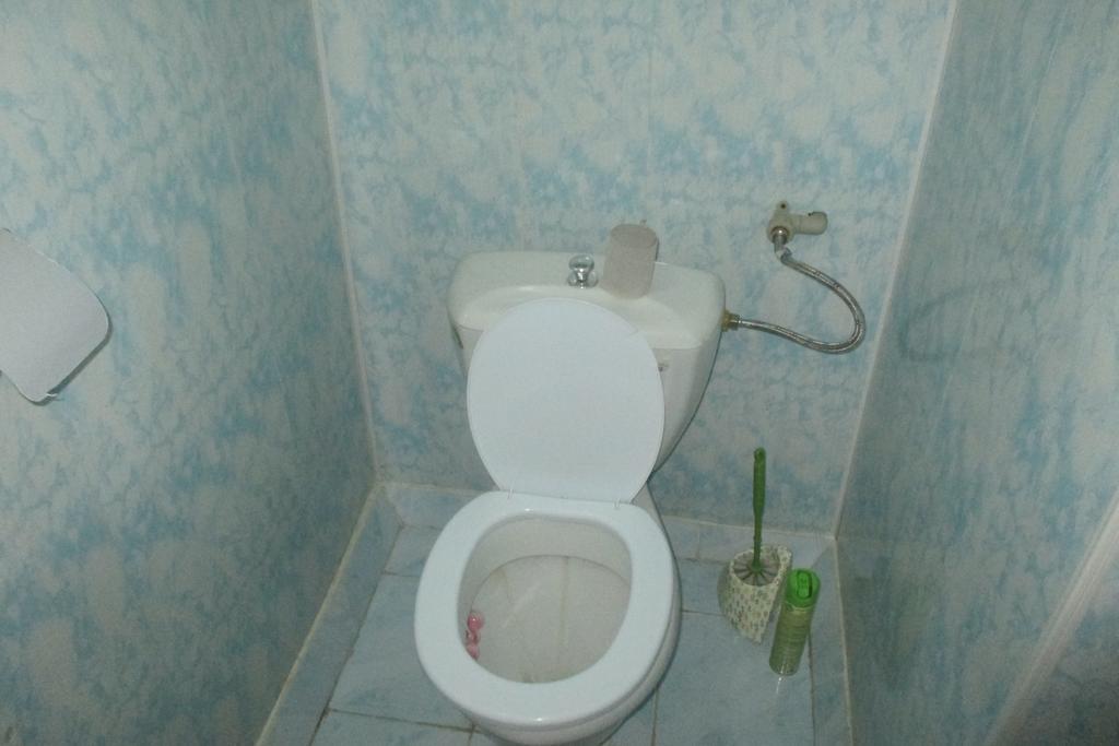 Otel Issyk-Kul Karakol Rom bilde