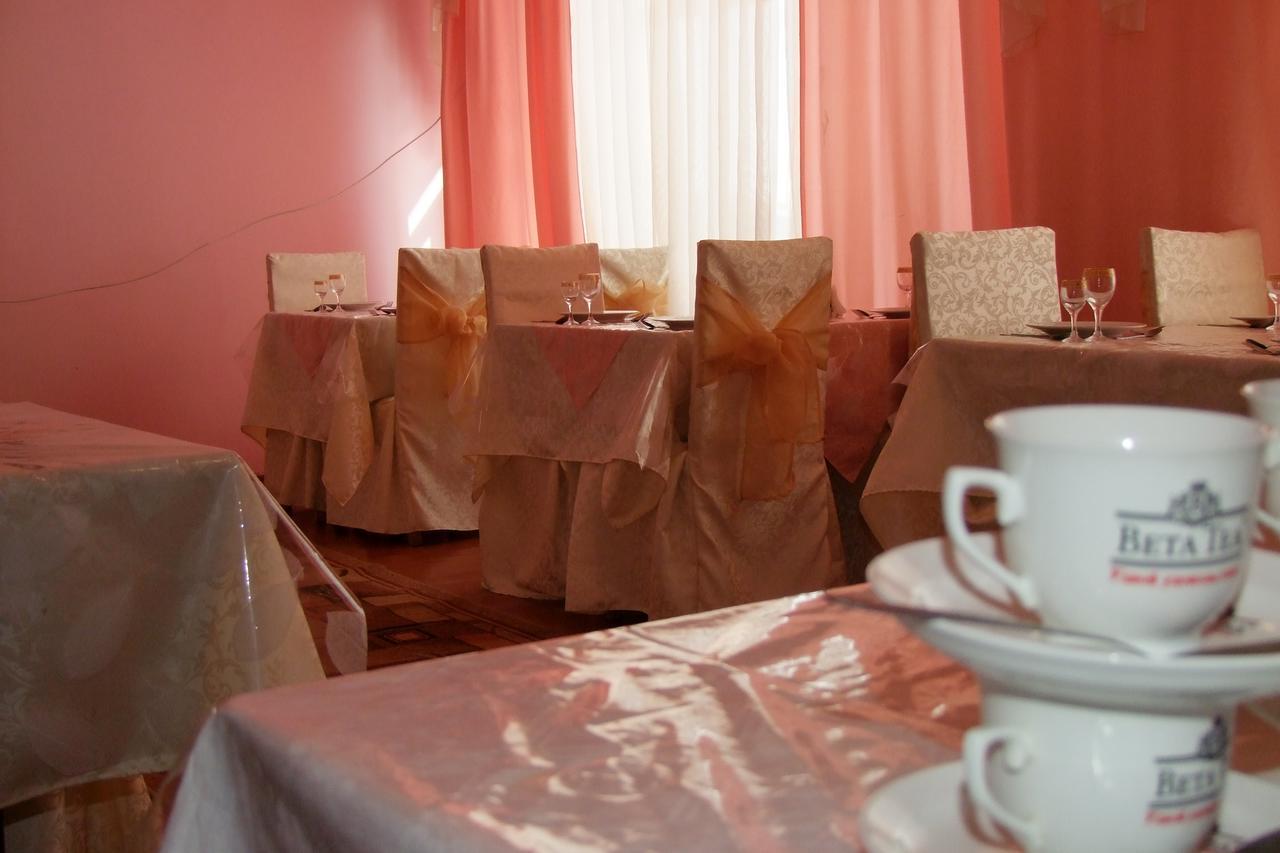 Otel Issyk-Kul Karakol Eksteriør bilde